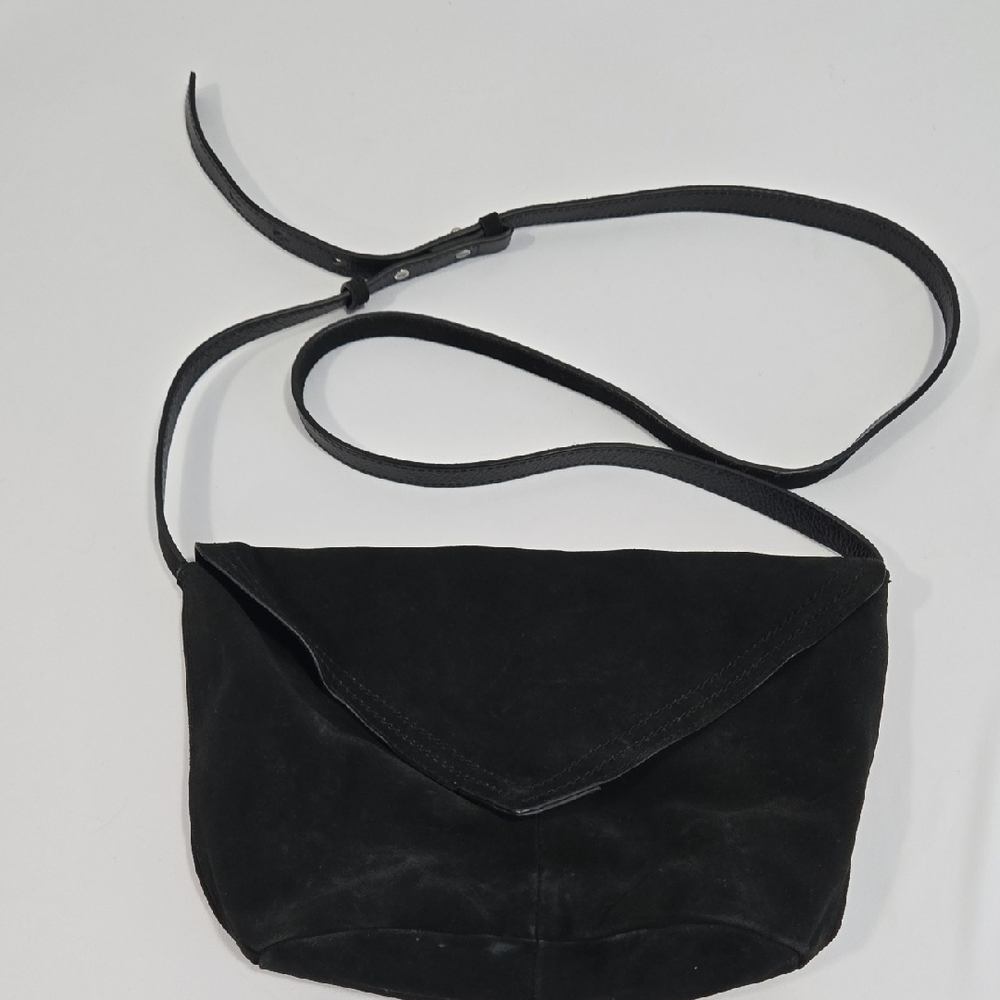 Vince Camuto Black Crossbody Bag with Elegant Envelope Design